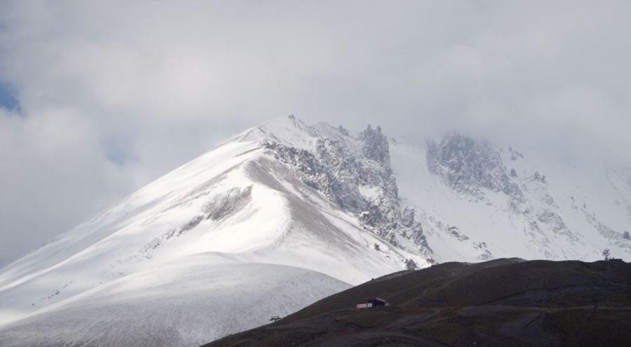 Erciyes Dağı beyaza büründü