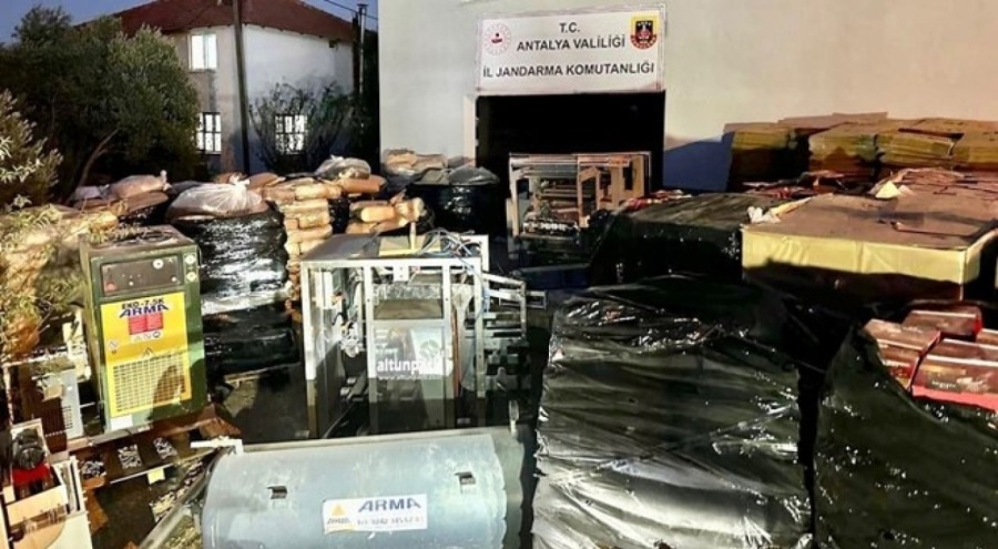 12 ton kaçak kahveye el konuldu