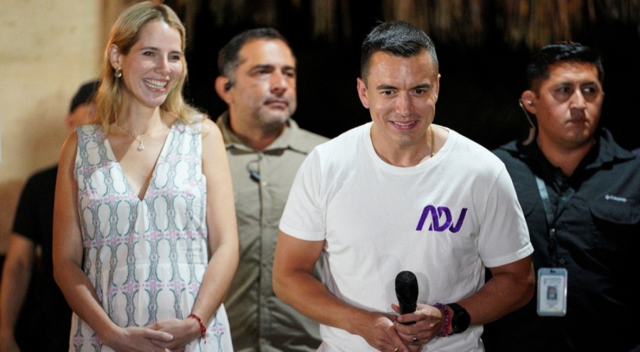 Ekvador ülkenin en genç devlet başkanını seçti