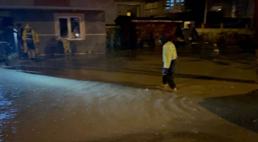 Ordu'da sel felaketi: Su tahliye çalışmaları devam ediyor