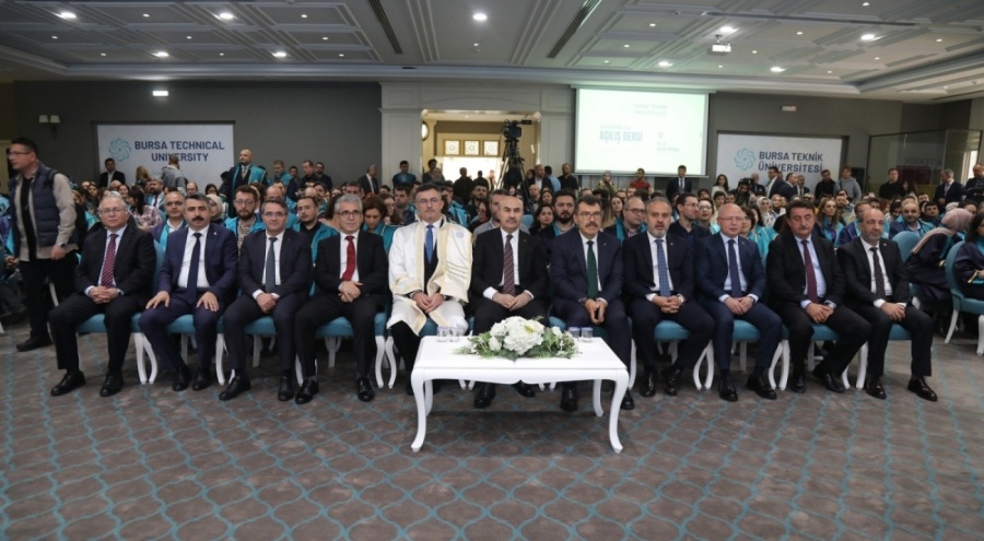 Bursa Teknik Üniversitesi'nde akademik açılış dersi Hasan Mandal'dan