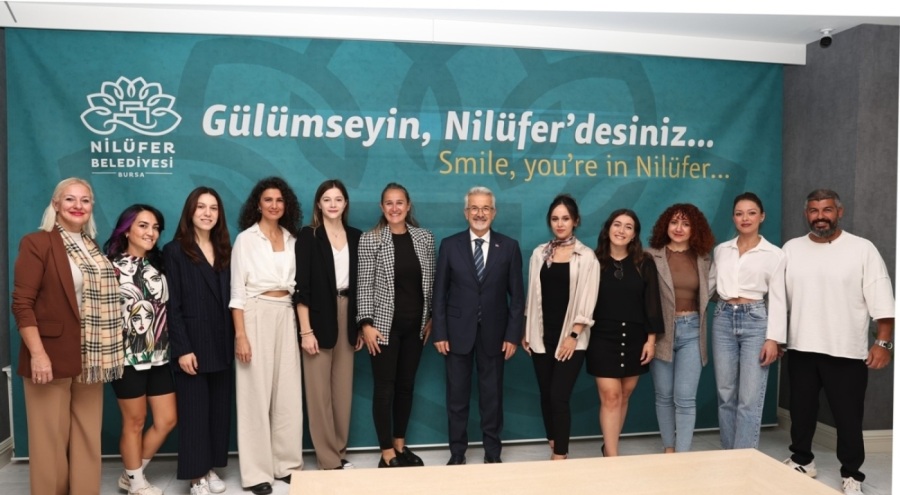 Başkan Erdem'den yoga eğitmenlerine teşekkür