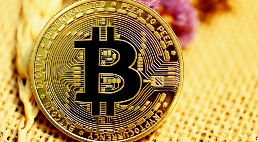 Bitcoin 30 bin doları test etti