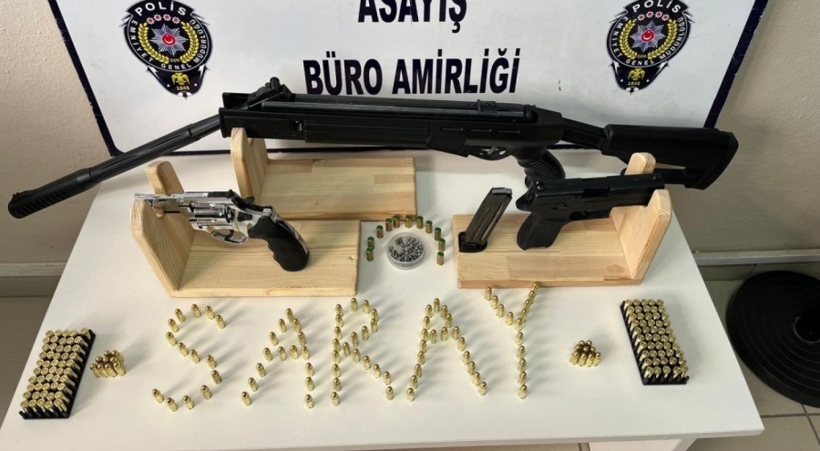 Tekirdağ'da ruhsatsız silahlar ele geçirildi