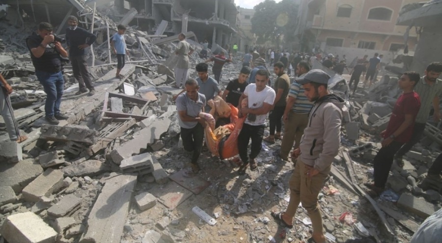 İsrail, Gazze'de hastaneyi bombaladı! Yüzlerce kişi hayatını kaybetti