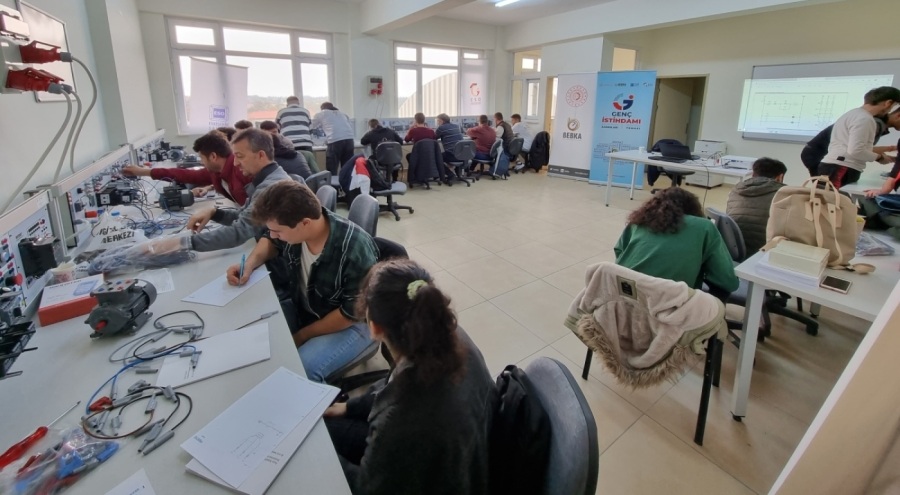 Gençler ESO ve BEBKA ile meslek sahibi oluyor