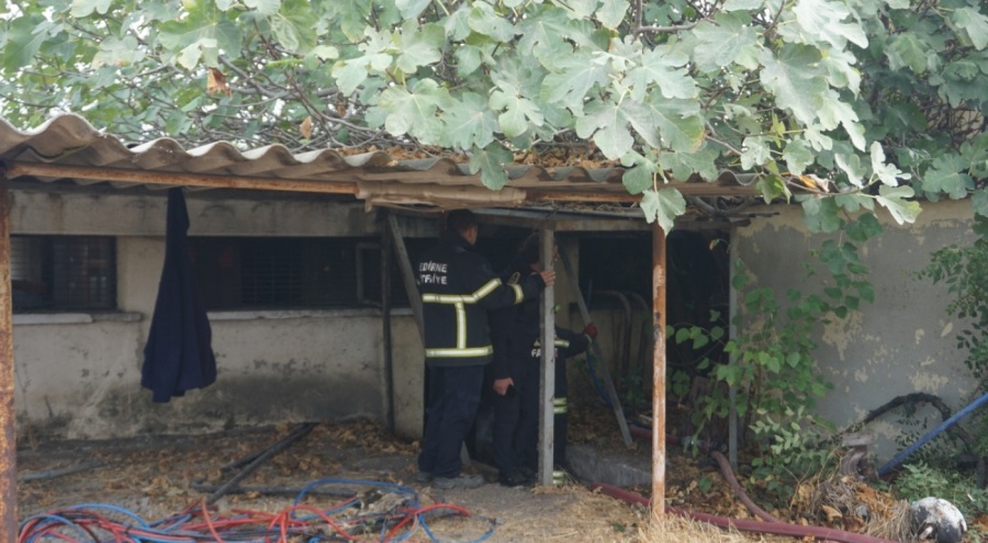 Tren istasyonunun eski ısıtma merkezinde korkutan yangın!