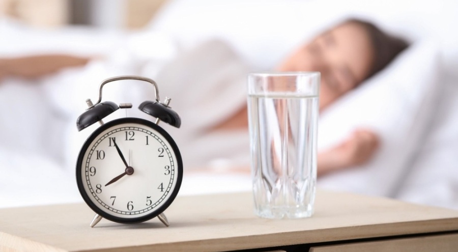 Gece uyurken baş ucunuza su koymayın!