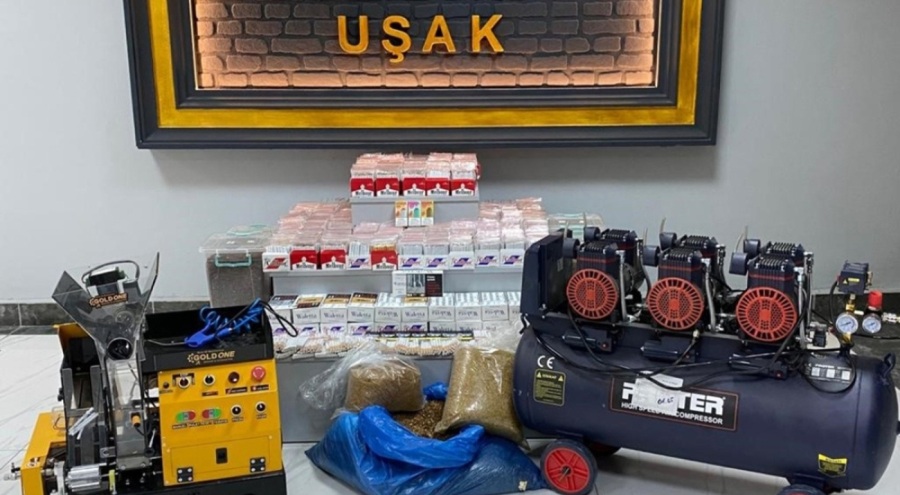 Uşak'ta kaçak tütün operasyonu: 13 bin 340 adet dolu makaron bulundu!