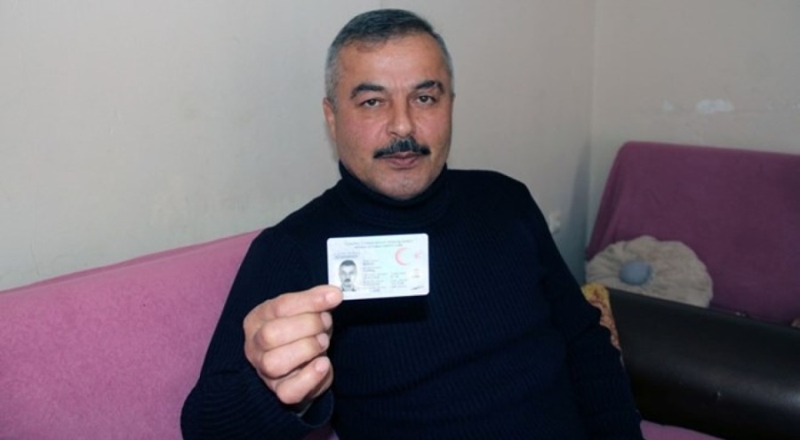 Nüfus memurunun hatası yüzünden 38 yıl kadın kimliğiyle yaşadı