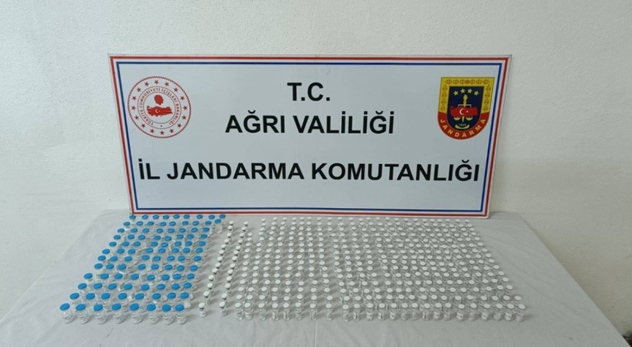 Ağrı'da botoks kaçakçısı yakalandı: 1 milyon 110 bin lira değerinde kaçak botoks bulundu