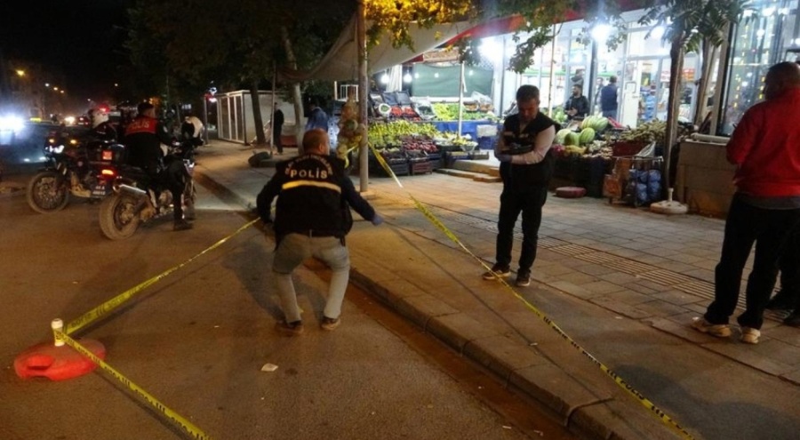 Malatya'da silahlı saldırı: Yol kenarında beklerken vuruldu