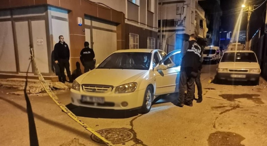 İzmir'de bir kişiyi öldürüp bir kişiyi yaralayan Suriye uyruklu zanlının ailesi, sınır dışı edilecek