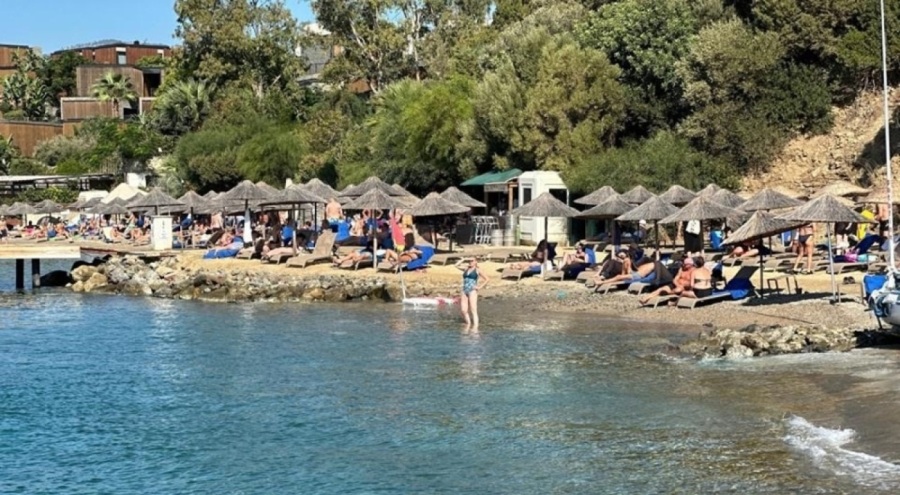 Bodrum'da yazdan kalma hava vatandaşların yüzünü güldürdü
