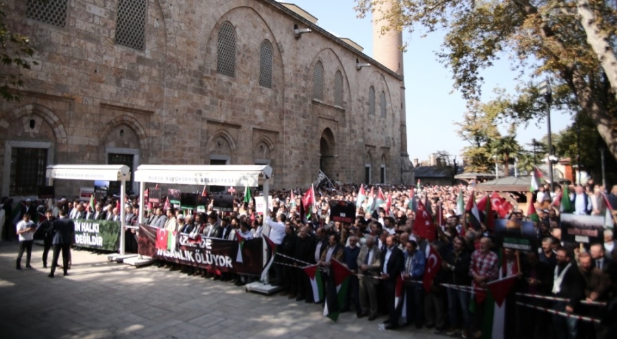 Bursa'da cuma namazı sonrası İsrail'e tepki