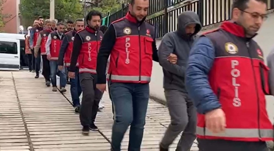 MİT mensubu yalanıyla 12 milyonluk vurgun! Bursa dahil 5 ilde operasyon