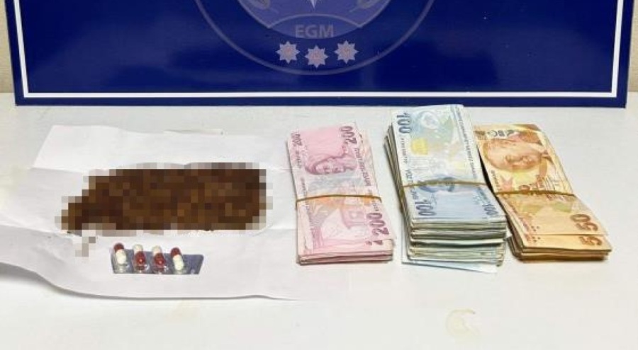 Keşan'da polisin aramalarında 24.82 gram uyuşturucu ele geçirildi