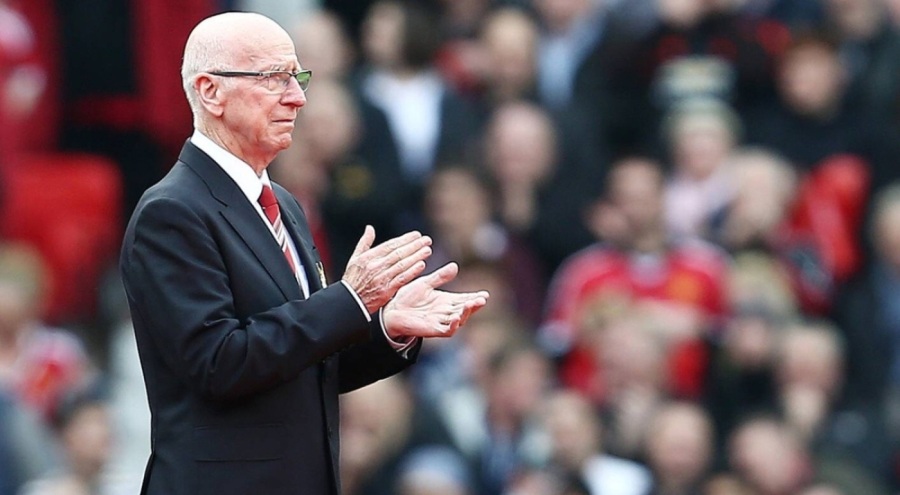 Manchester United'ı yasa boğan ölüm! Sir Bobby Charlton yaşamını yitirdi