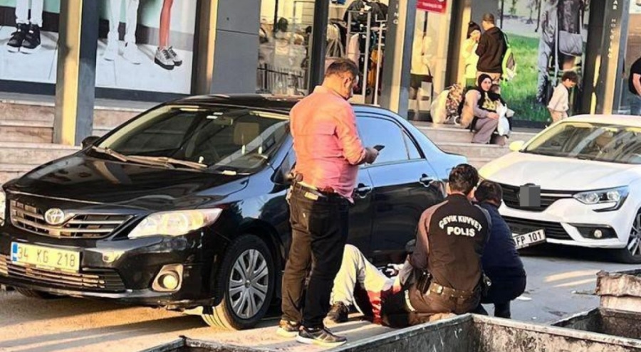 Esenyurt'ta bıçaklı kavga! Yaralılar var