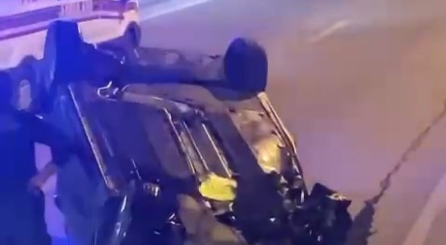 Bursa'da direksiyon hakimiyetini kaybeden polis takla attı!