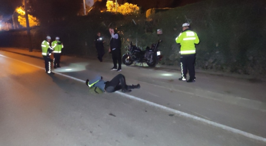 Bursa'da sürücü motosiklete vurup olay yerinden kaçtı!