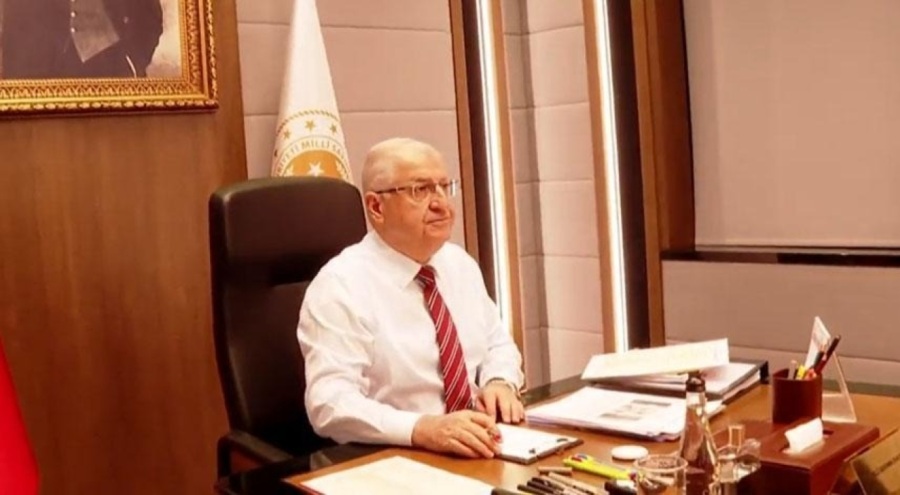 Milli Savunma Bakanı Güler komutanlar ile görüştü