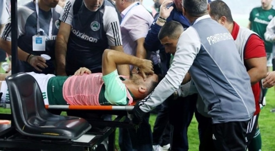 Havai fişek isabet etti! Futbolcu hastaneye kaldırıldı