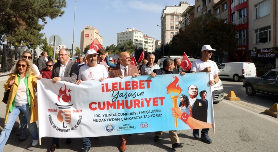 Cumhuriyet yürüyüşü beşinci günde Seyitgazi'de