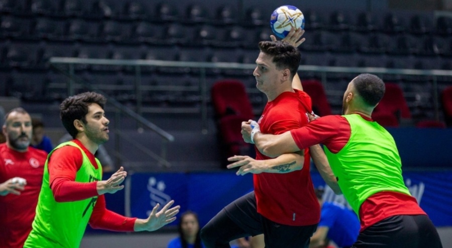 A Milli Erkek Hentbol Takımı'nda, İtalya maçı hazırlık kampı başladı