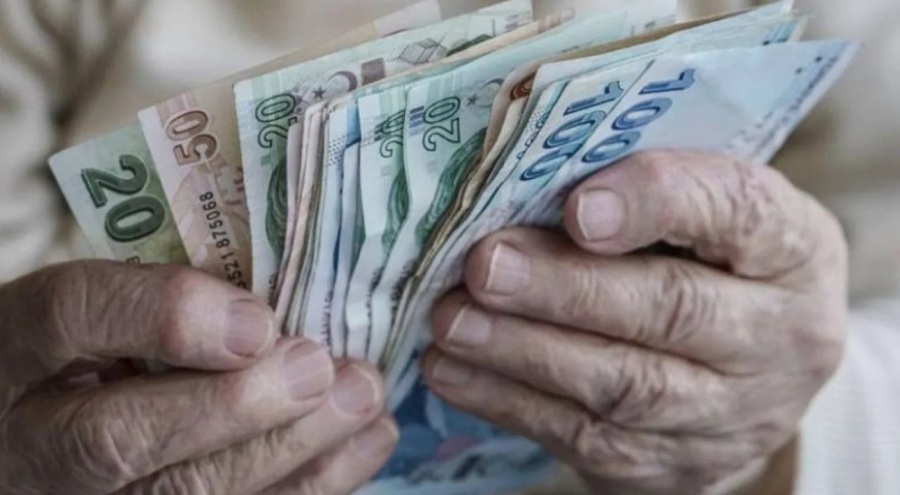Emekli ikramiyesinin hesaplara yatacağı tarih açıklandı