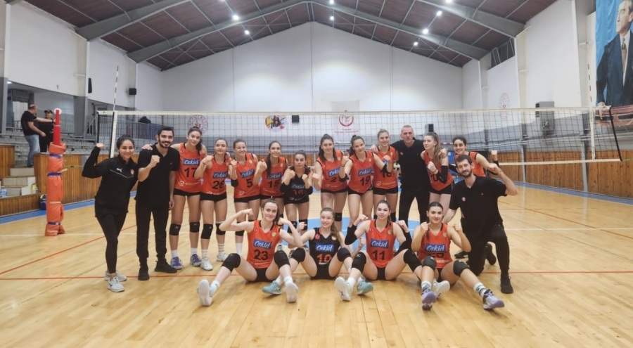 Eczacıbaşı 3'te 3 yaptı