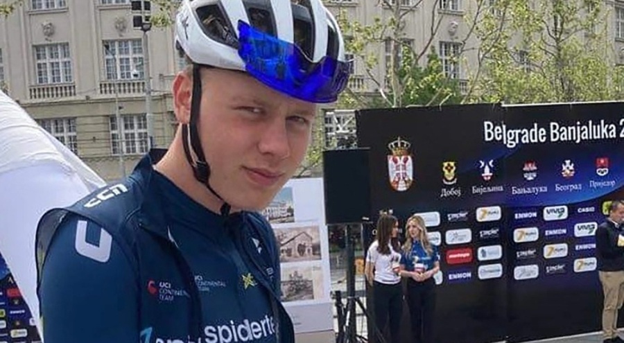 20 yaşındaki bisiklet sürücüsü kalp krizi geçirdi!