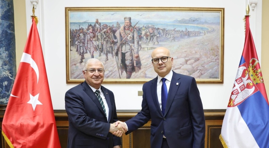 Bakan Güler, Sırbistan Savunma Bakanı ile görüştü