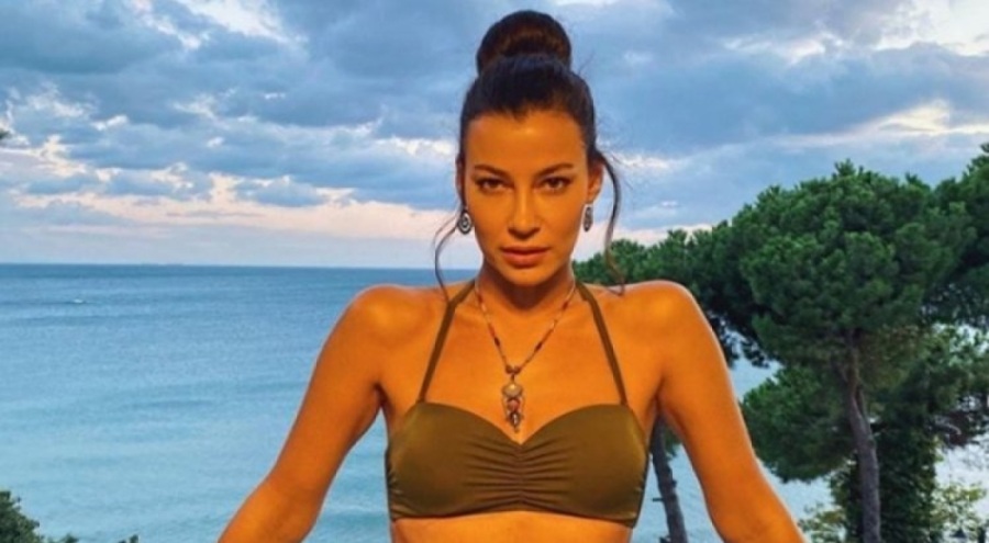 Müjde Uzman yeni aşkıyla görüntülendi