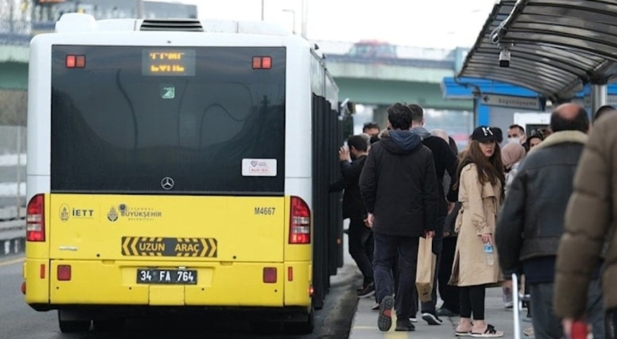 İstanbul'da toplu taşıma ücretlerine indirim yapıldı