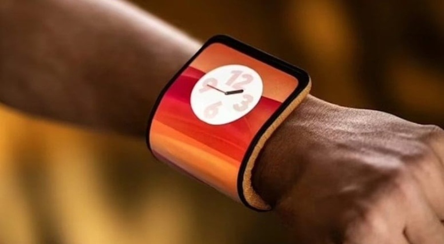Motorola'dan yeni tasarım: Telefon akıllı saate dönüştü