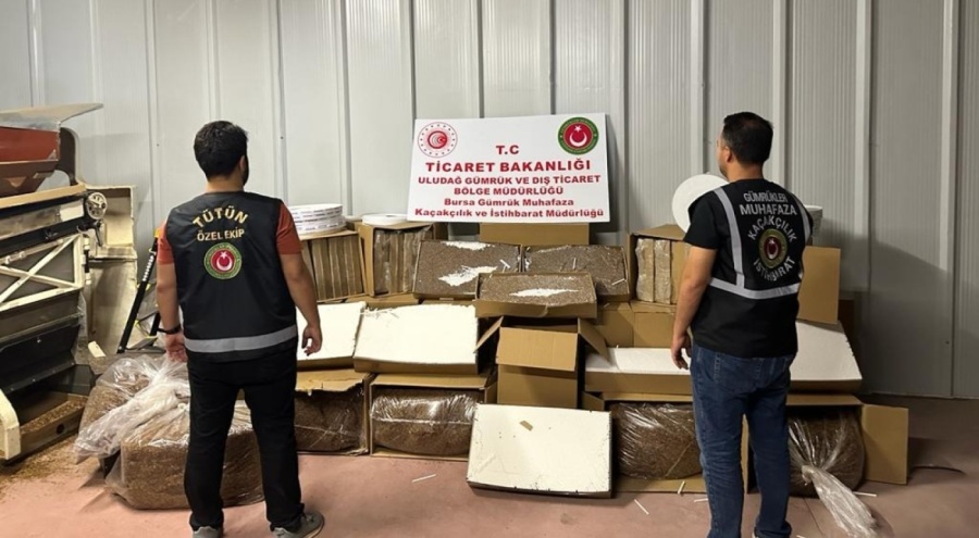 Bakan duyurdu: Bursa'da 25 milyon lira değerinde kaçak tütün ürününe el konuldu