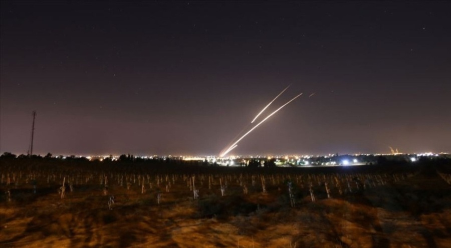 Tel Aviv'e roket saldırısı! Elektrik kesintileri yaşandı
