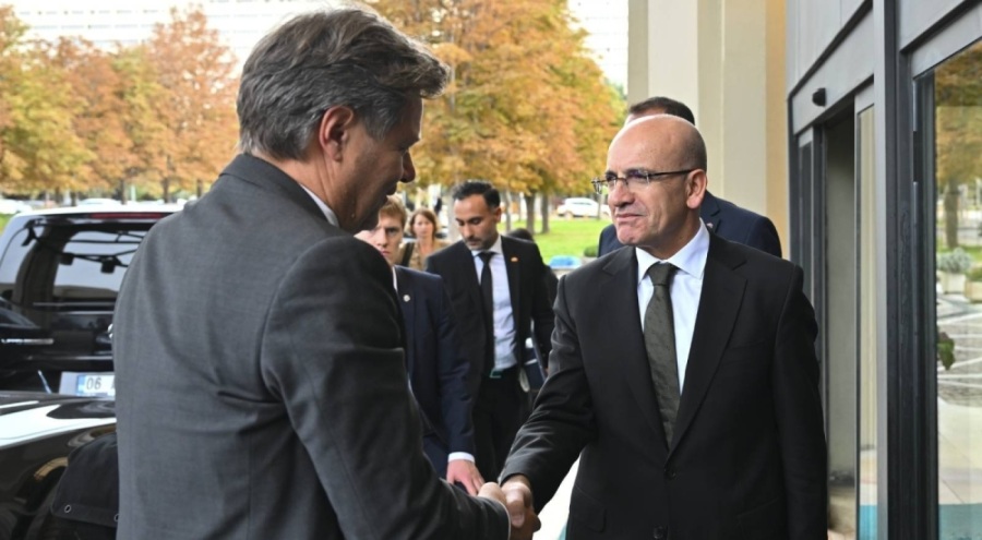 Mehmet Şimşek: Türkiye ve Almanya arasındaki dış ticaret hacminin 50 milyar doları aşmasını bekliyoruz
