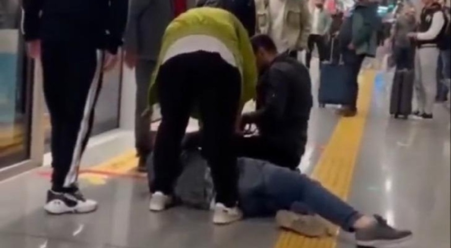 Metrodaki Atatürk posterli Türk bayraklarını söktü! Tutuklama