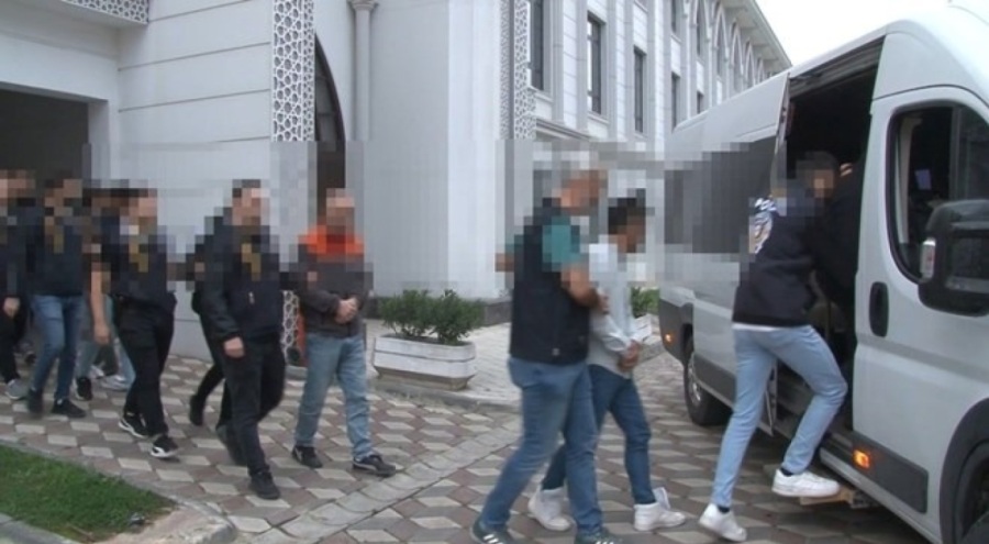 E- ticaret siteleri üzerinden 71 kişiyi 500 bin TL dolandırdılar: Tutuklama