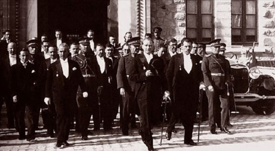 Cumhuriyetimiz 100 yaşında!