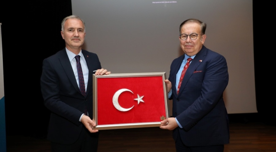 Müstafi Tümamiral Doç. Dr. Cihat Yaycı: "Asıl hedef Türkiye"