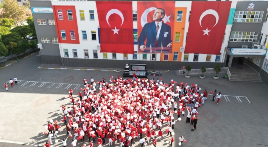 Bursa'da Cumhuriyet Bayramı coşkuyla kutlandı