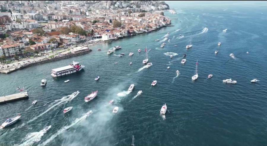 Bursa'da Mudanya sahilinde 100. yıl kutlaması