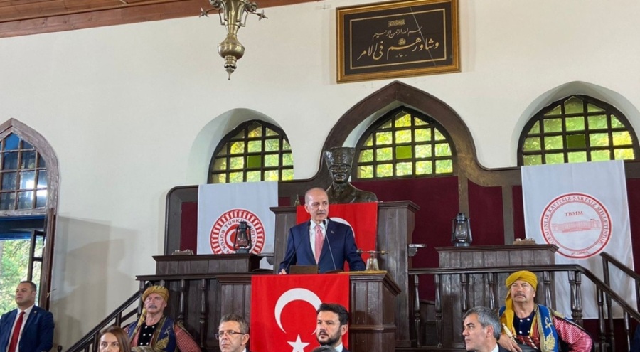 Numan Kurtulmuş: Cumhuriyet hepimizin baş tacı