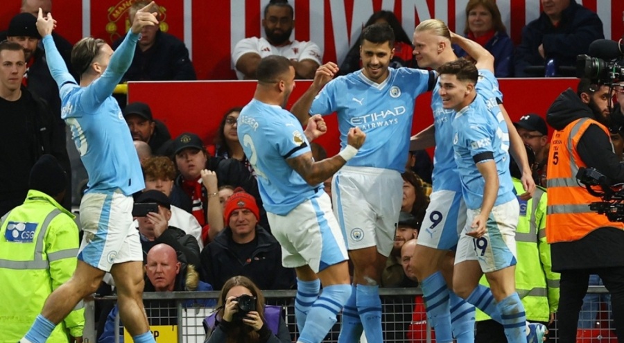 Manchester City, Manchester United'ı mağlup etti