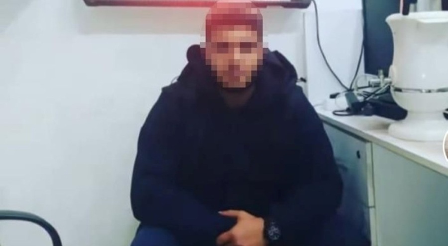 Eşi ve çocuğu içerdeyken evi ateşe verdi, sonra söndürmeye gelen itfaiyeye ateş açtı