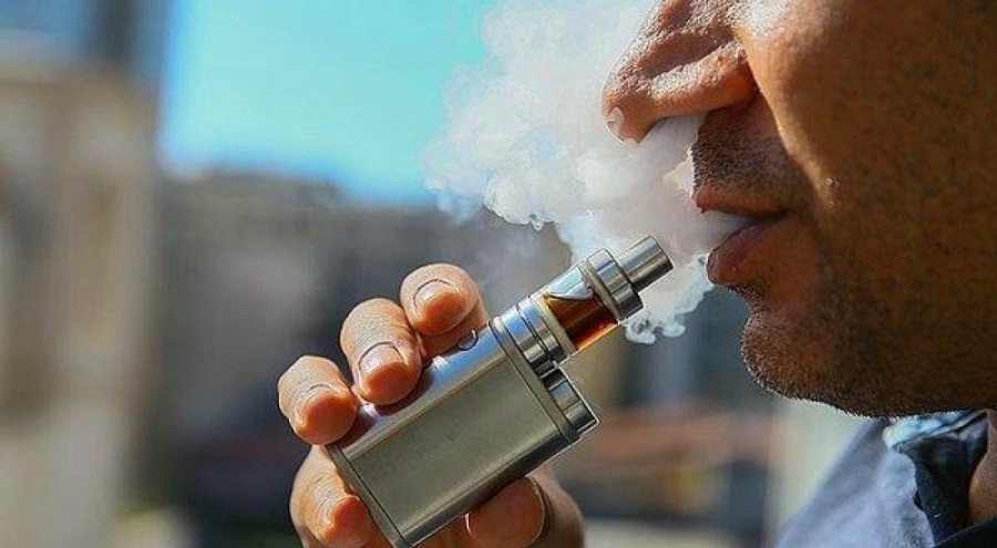E-sigara uyarısı: "Zararsız sanılıyor, pıhtılaşma sorunlarını artırıyor"