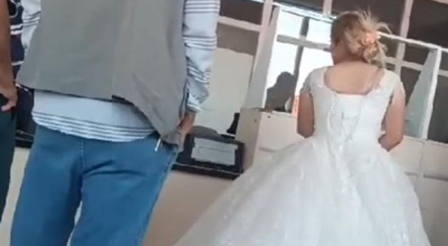 Düğünden önce ağabeyi için notere gitti